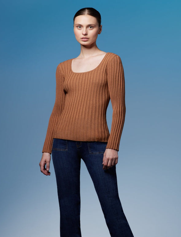 Ribbed Knit Scoop Neck Top